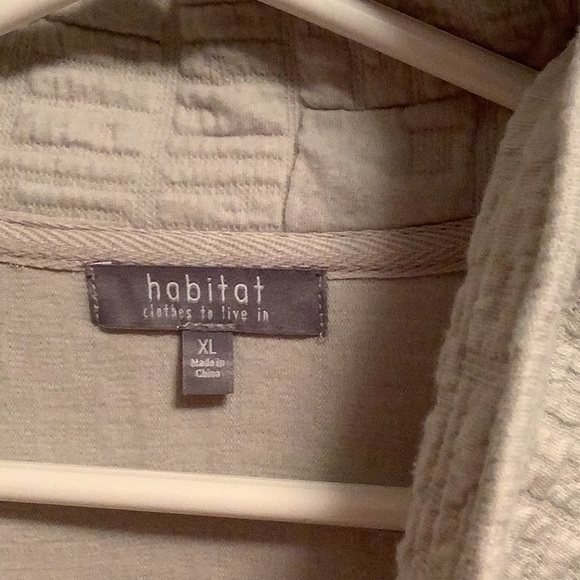 Habitat Jacket - Picture 2 of 5